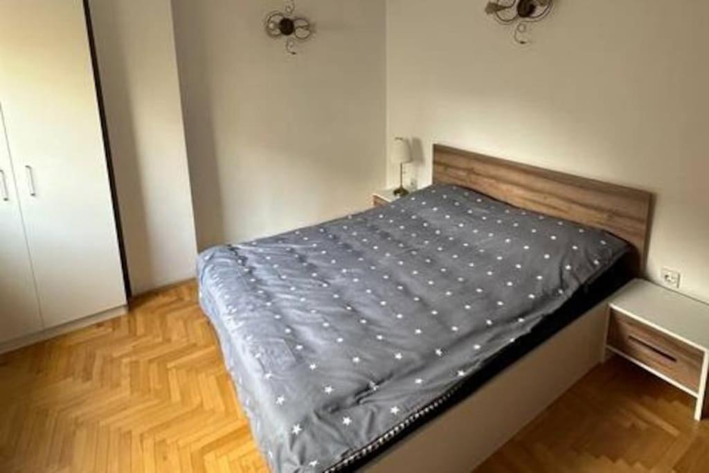 Nn Apartment Skopje Buitenkant foto